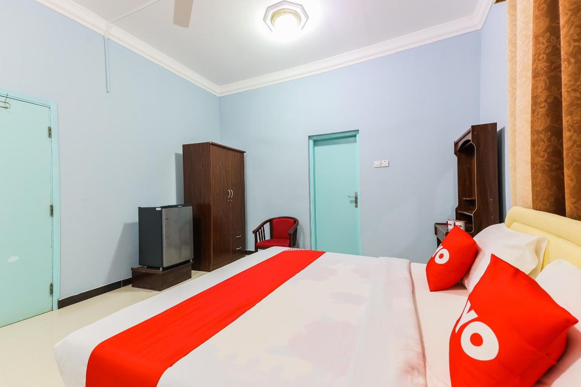 Super Oyo 110 Ras Al Hadd Guest House Bagian luar foto
