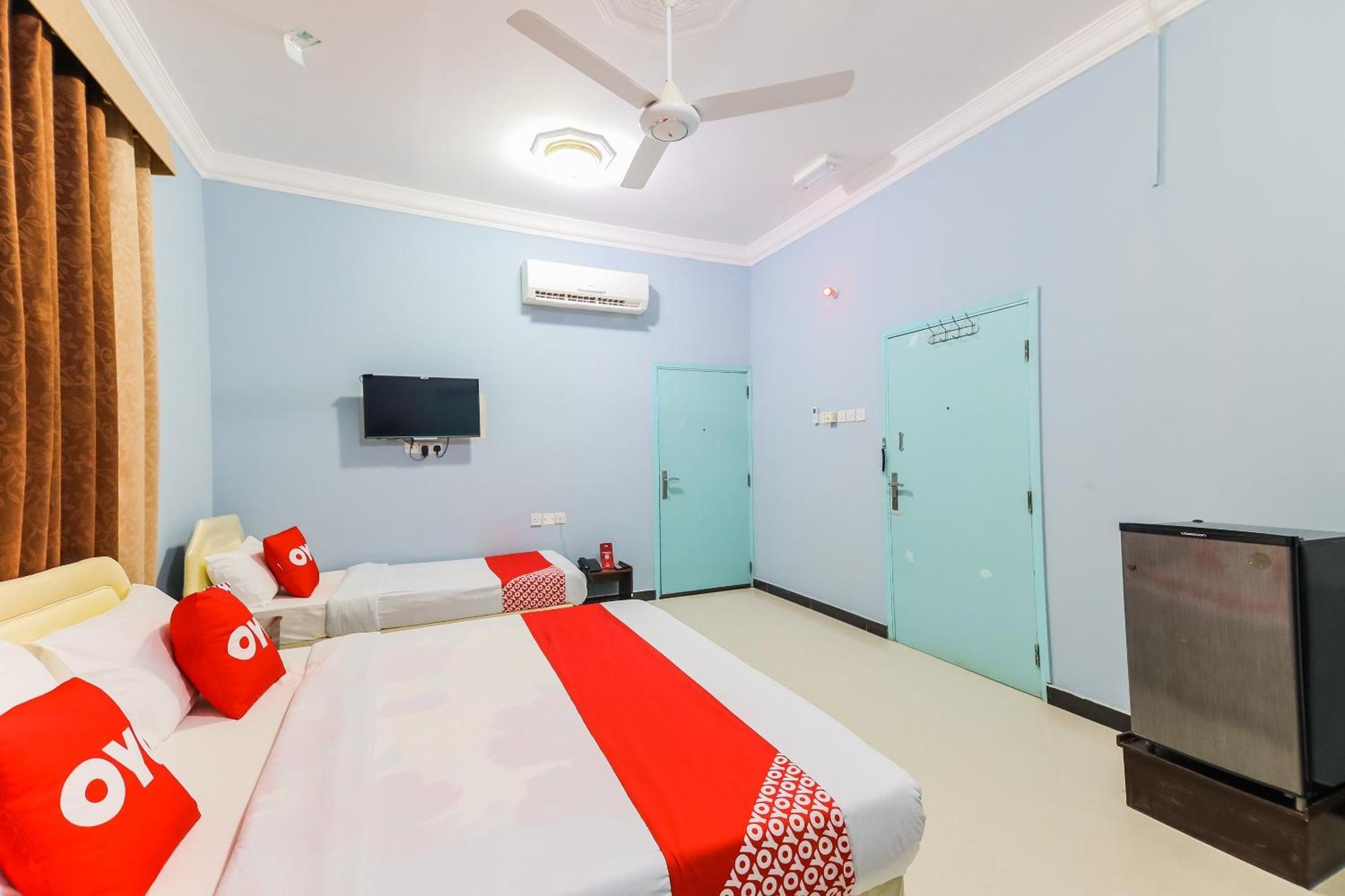 Super Oyo 110 Ras Al Hadd Guest House Bagian luar foto