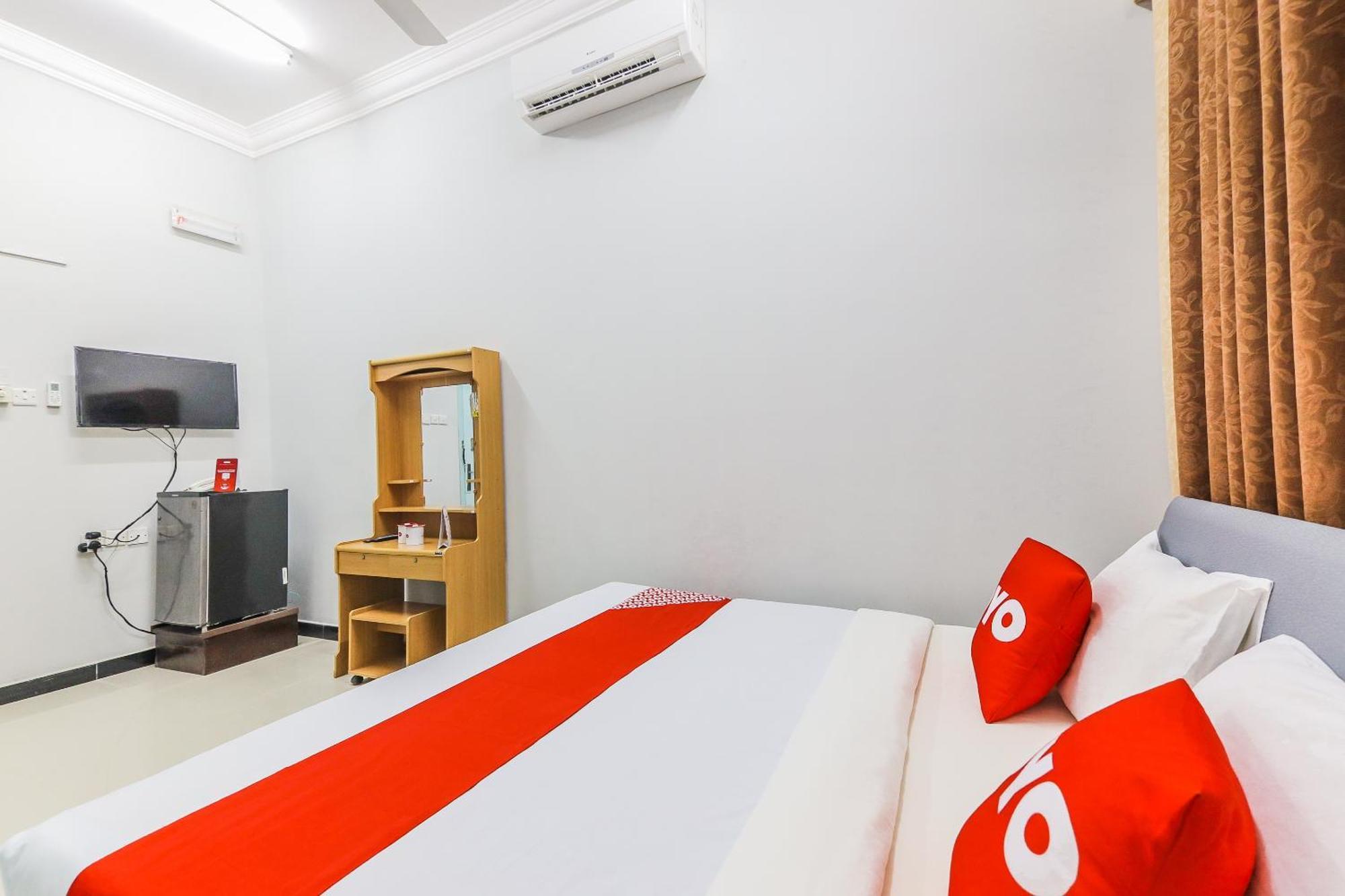 Super Oyo 110 Ras Al Hadd Guest House Bagian luar foto